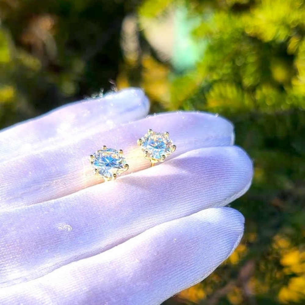 Solid 14k gold 2ct moissanite earrings